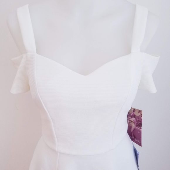 EMERALD SUNDAE Juniors' Cold-Shoulder Fit & Flare Dress - Picture 3 of 8